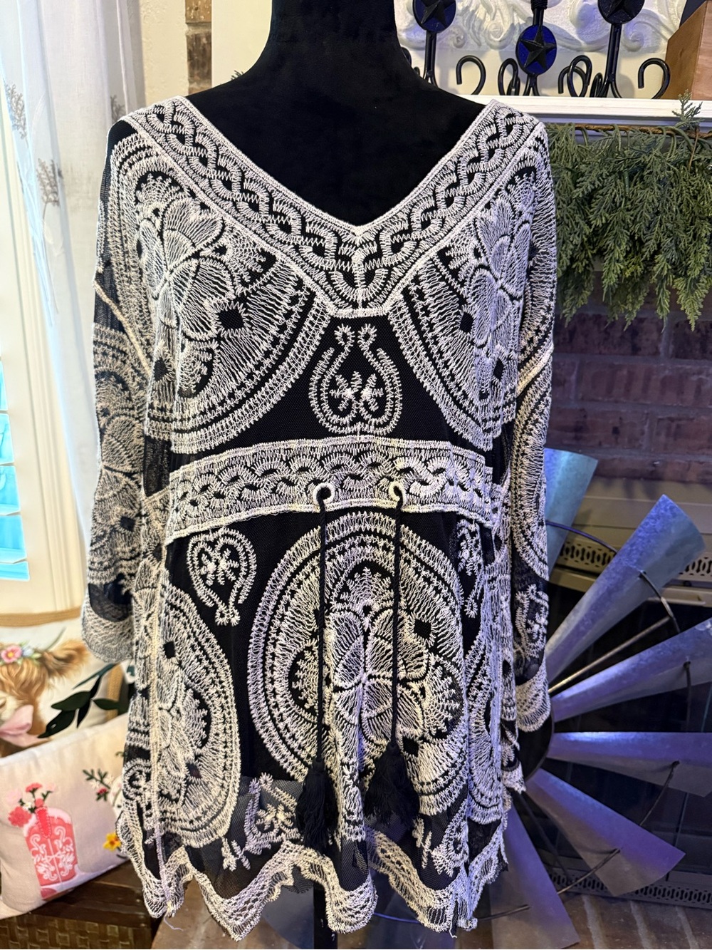 Black & White Embroidered V-Neck Boho Blouse Western Gypsy Festival Cover Up